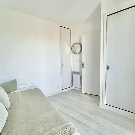 Calme Avec Terrasse A 2 Pas De La Benoit, 2 Pieces, 4 Couchages, - Fr-1-245-103 Appartement